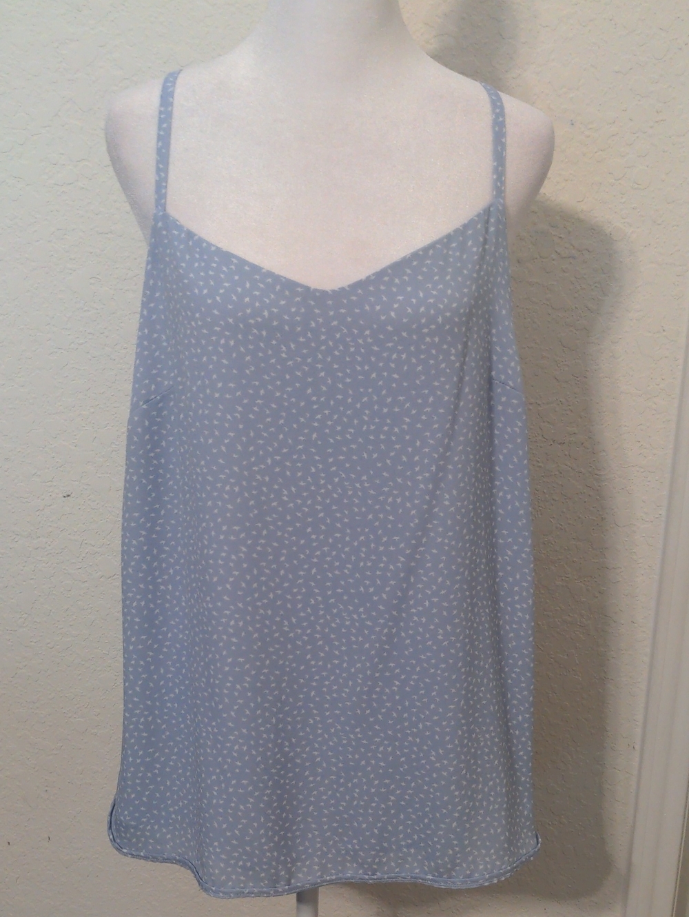 Ann Taylor LOFT Women's Spaghetti Strap Baby Blue Chic Slinky Summer Top Size M